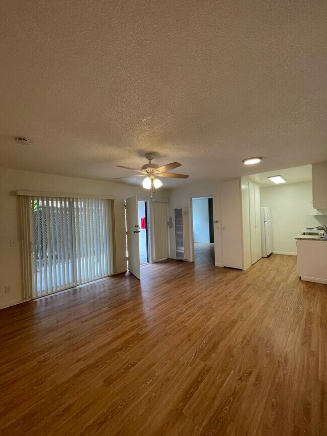 Foto del edificio - 929 3rd St