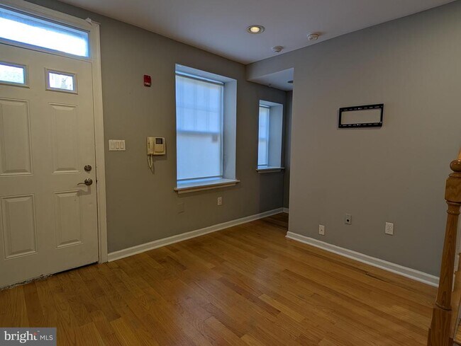 Foto del edificio - 1027-31 N 4th St