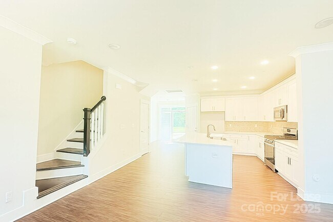 Foto del edificio - 5577 Stafford Rd