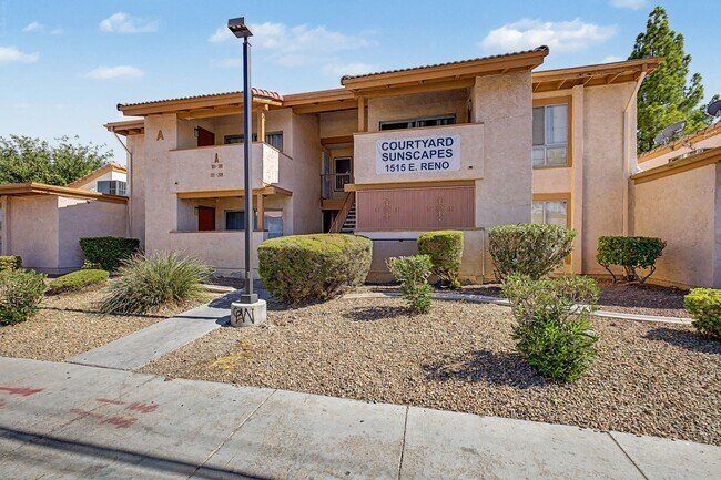Foto del edificio - *2 WEEKS FREE RENT**HCVP considered*DOWNSTAIRS 1BD 1BA CONDO!