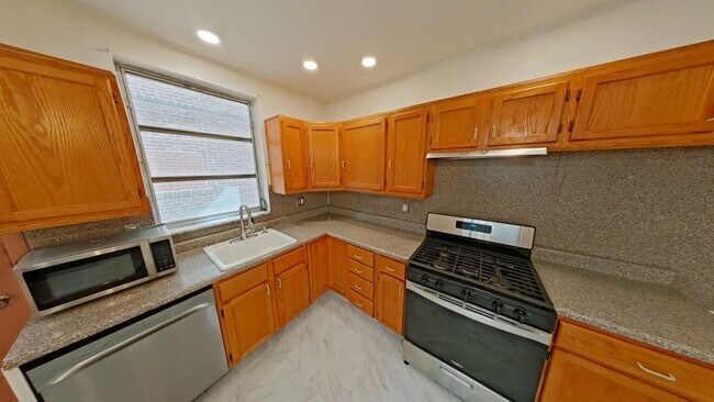 Foto del edificio - 2629 S Rosewood St