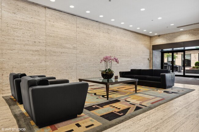 Foto del edificio - 175 E Delaware Pl