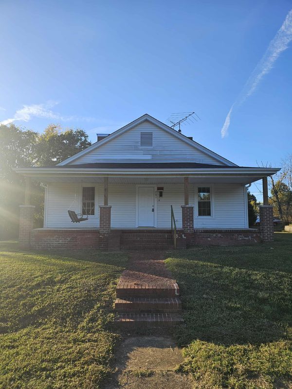 Foto principal - 761 Circle Dr