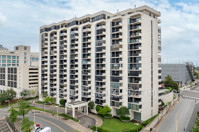 Photo - 200 Wagner St House