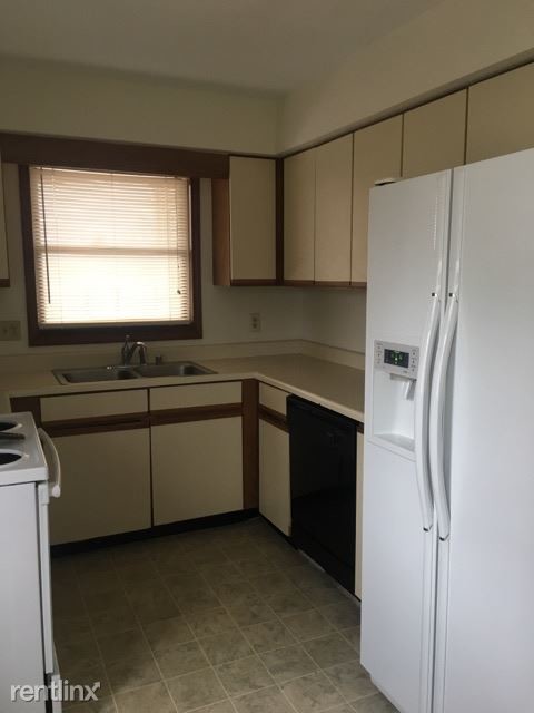 Building Photo - 2 br, 1 bath Duplex - 1312 Dale Dr
