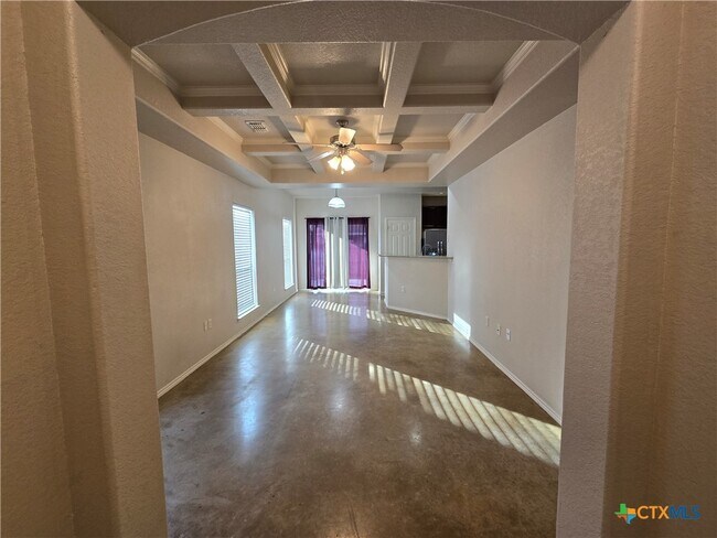 Foto del edificio - 1016 Brown Rock Dr