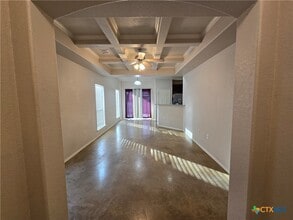 Building Photo - 1016 Brown Rock Dr