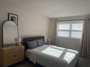 Interior Photo - Colonial Point Apartments
