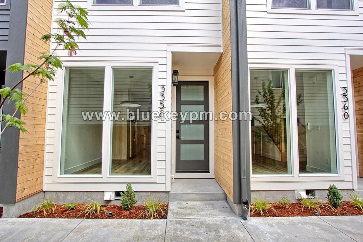 Foto principal - 2 Bed, 2.5 Bath Home in Arbor Lodge Near U...