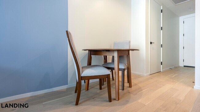 Foto del edificio - 143 E Commerce St