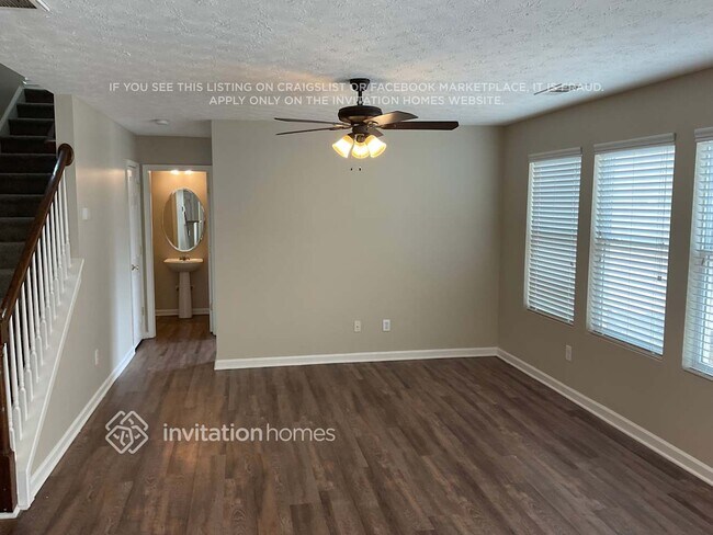 Foto del edificio - 3826 Holliwell Pass