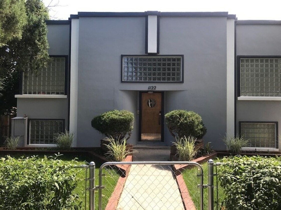 Foto principal - 1122 12th St