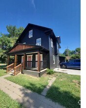 Building Photo - 1445 NW 32nd St