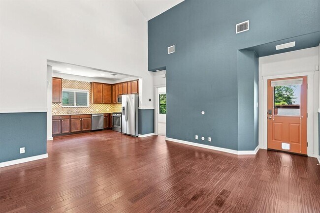 Foto del edificio - 2101 Rivers Edge Way