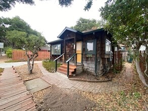 Building Photo - 216 17 Mile Dr