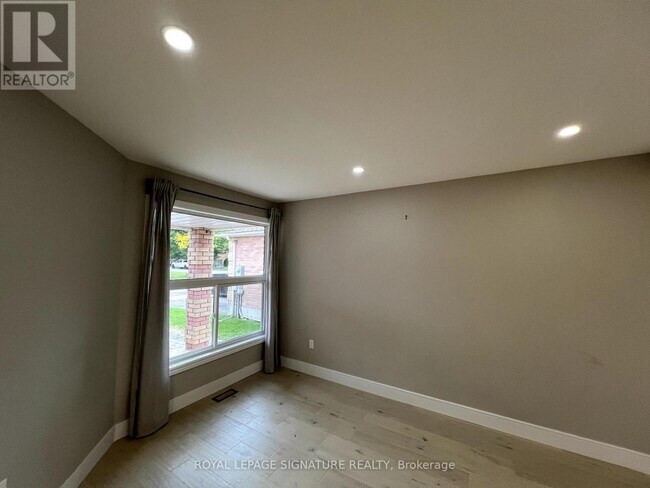 Building Photo - 5715 Prairie Cir