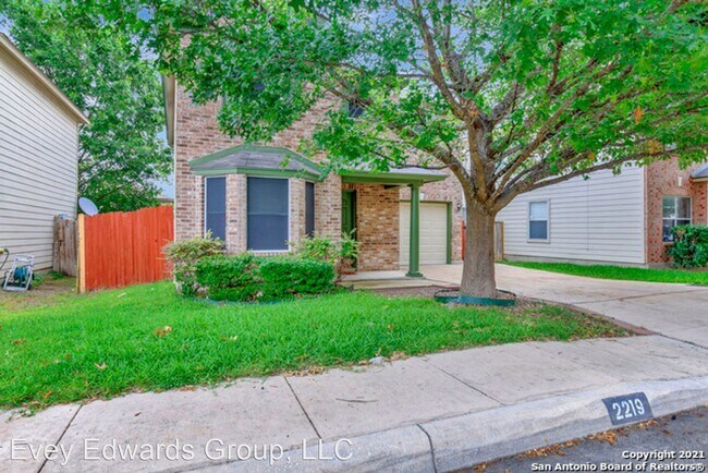 Building Photo - 3 br, 2.5 bath House - 2219 Beacon Creek