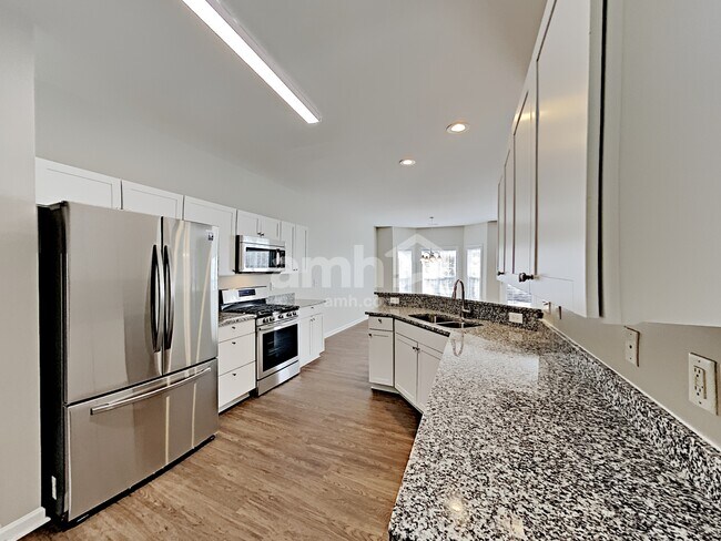 Foto del edificio - 222 Mott Rd