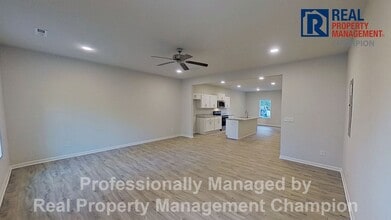 Building Photo - 460 Maides Ave