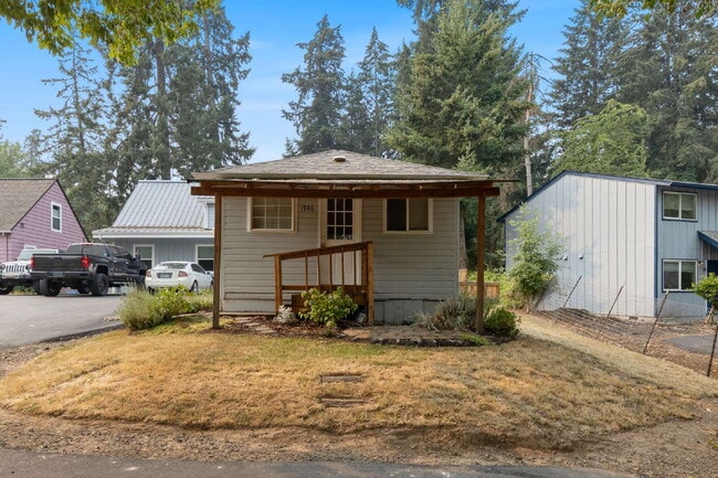 Building Photo - Charming 1 bedroom Cottage