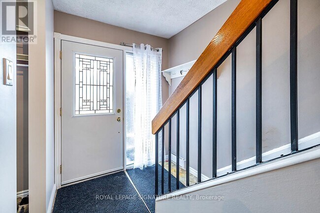 Photo du bâtiment - 2 Paradise Blvd