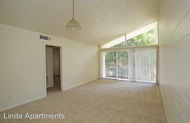 Building Photo - 7420 Linda Dr