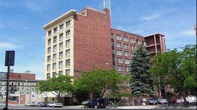 Building Photo - 242 W Riverside Ave