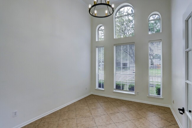 Foto del edificio - 24823 Garnet Shadow Ln