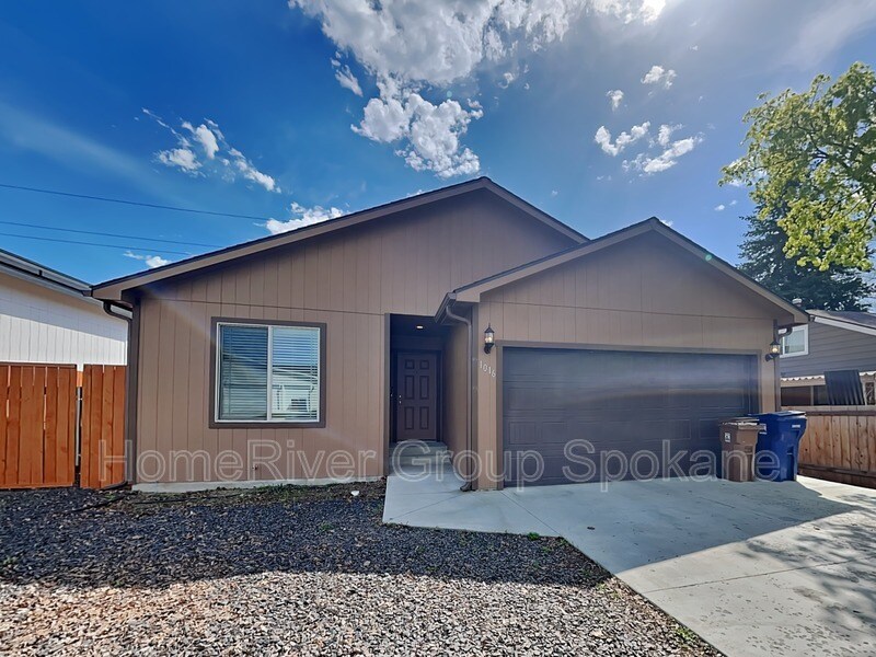 1016 E Decatur Ave, Spokane, WA 99208 House Rental in Spokane, WA