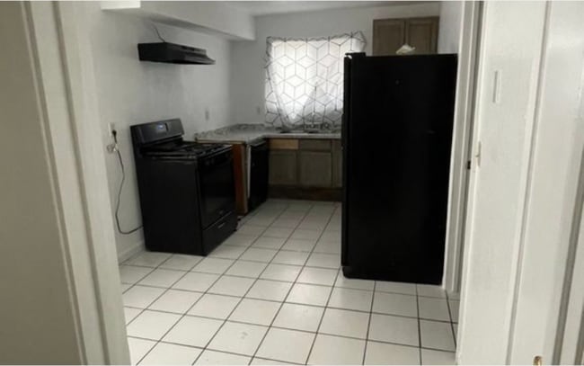 Foto del edificio - 581 Stratford Ct