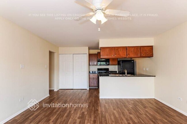 Foto del edificio - 919 Surrey Ct