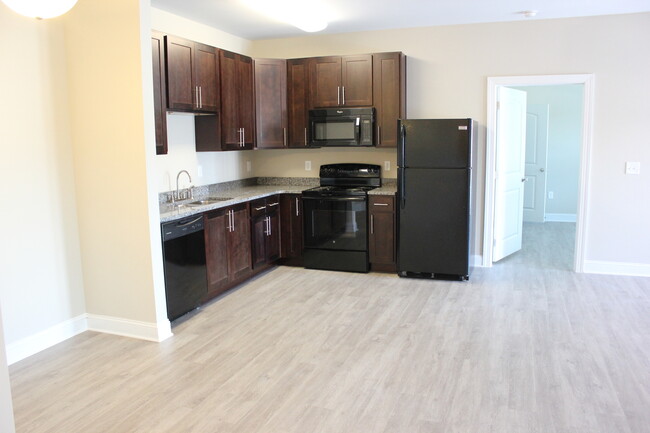 Foto del edificio - 2 Bedroom, 2 Bath Apartment for Rent