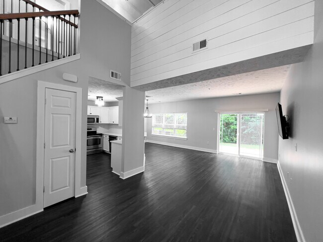 Building Photo - 1094 Somerset Springs Dr