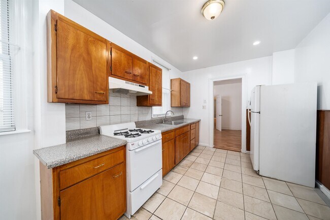 Foto del edificio - 58 70th St