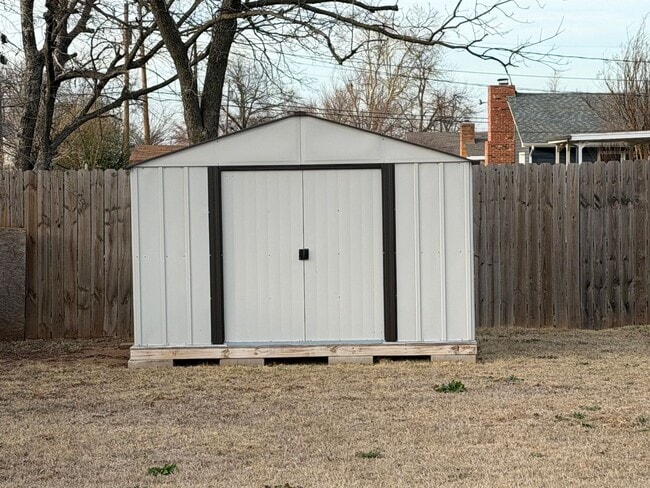 Building Photo - 4004 Blaine Rd