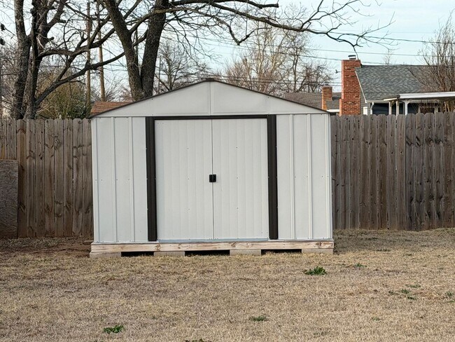 Foto del edificio - 4004 Blaine Rd