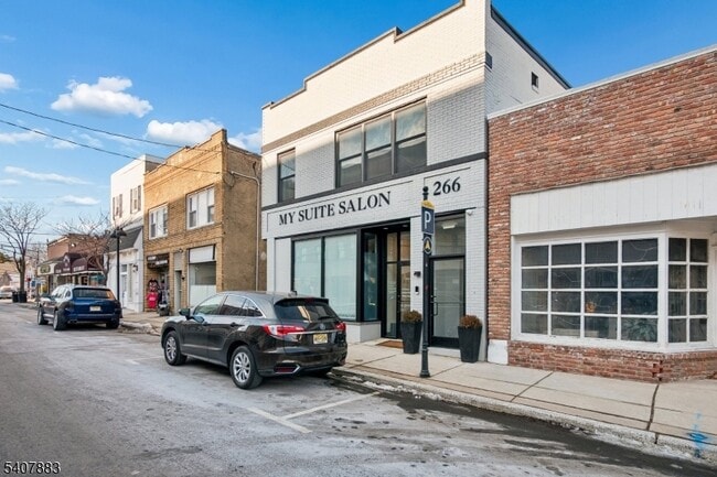 Foto del edificio - 266 Morris Ave