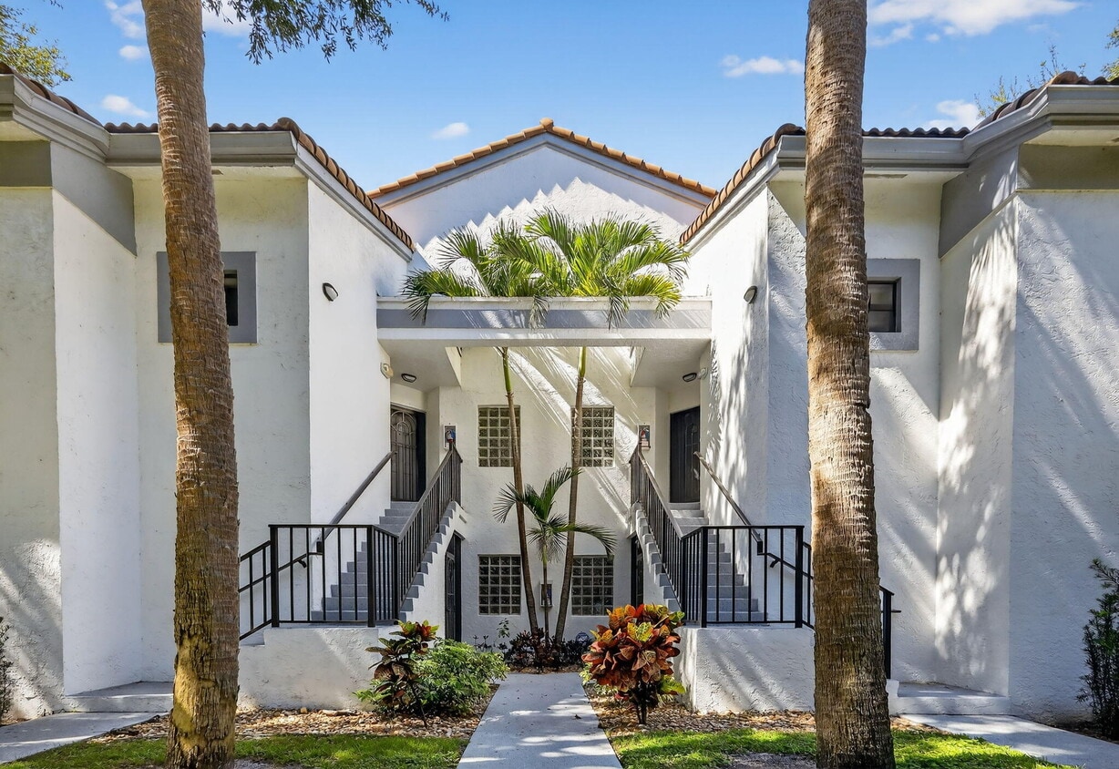 Foto principal - 5475 Verona Dr