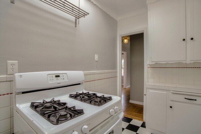 Foto del edificio - 2739 Turk Blvd
