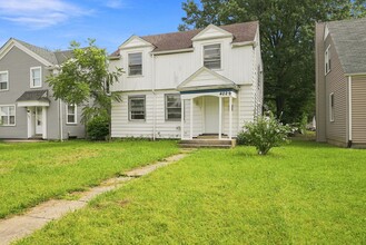 Building Photo - 4029 Weisser Park Ave