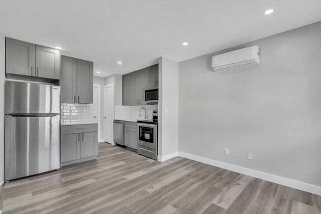 KITCHEN - 1300 Fulton St