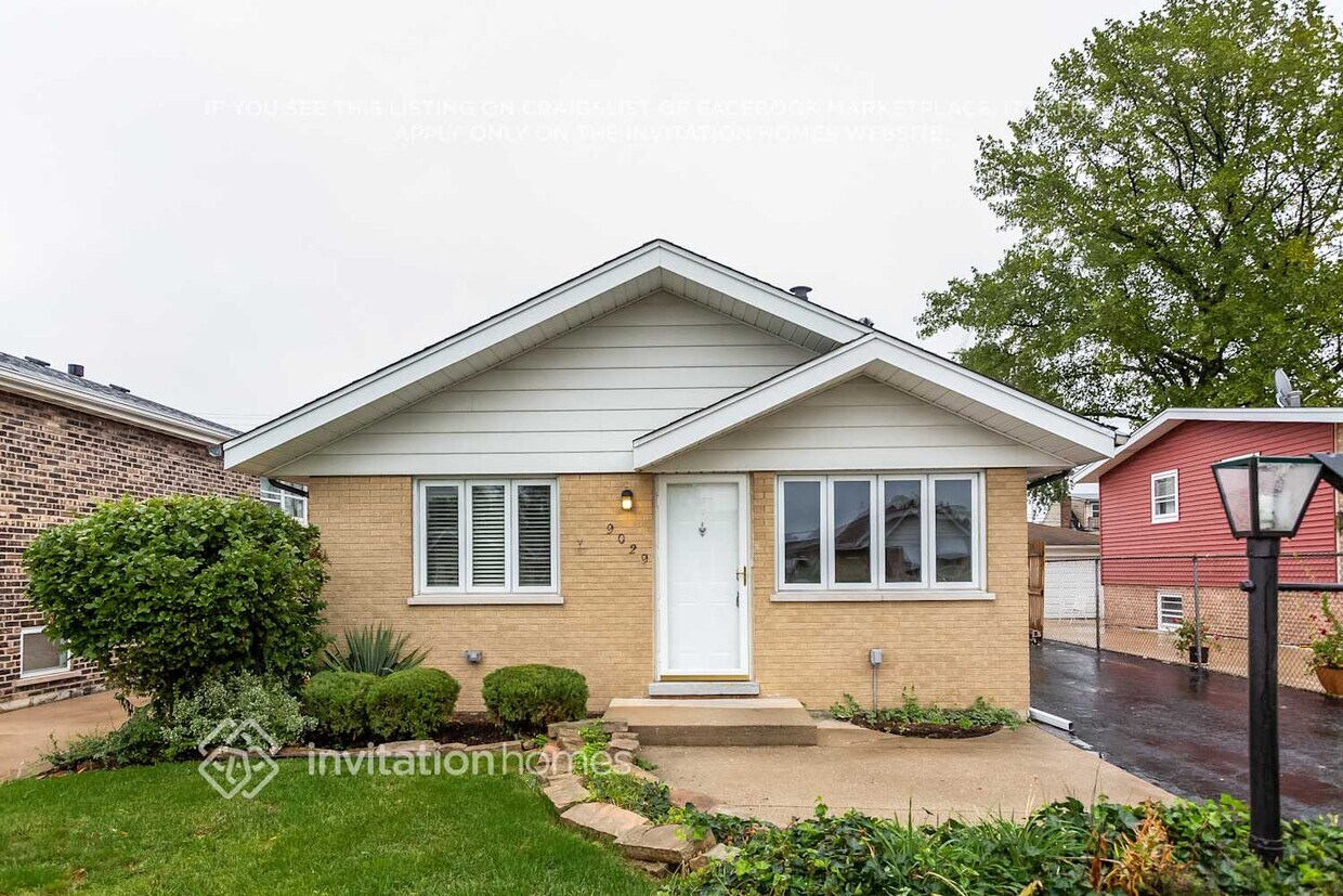 Foto principal - 9029 Parkside Ave