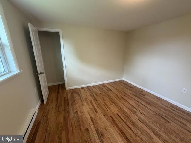 Building Photo - 271B Redwood Dr