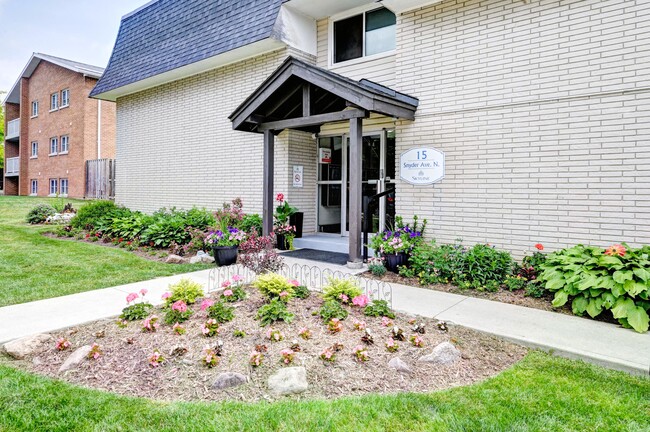 Building Photo - Snyder Avenue Apartments