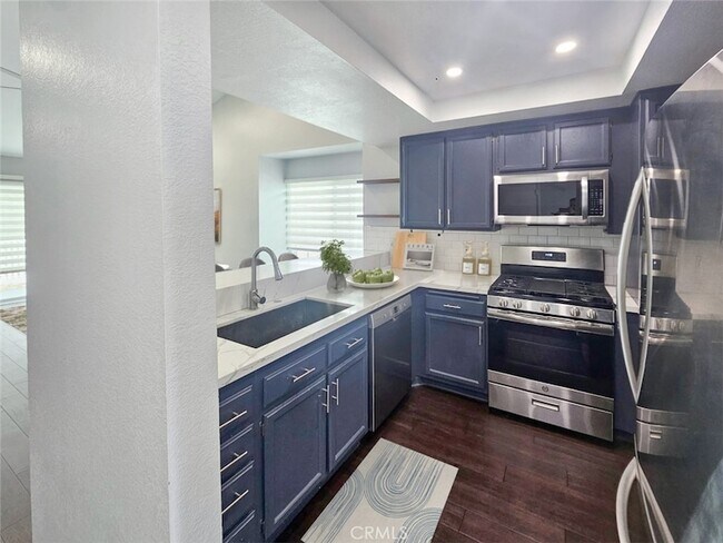 Foto del edificio - 536 Stone Harbor Cir