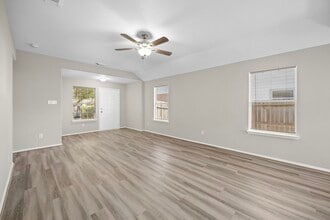 Building Photo - 8922 Aspen Trace Ln