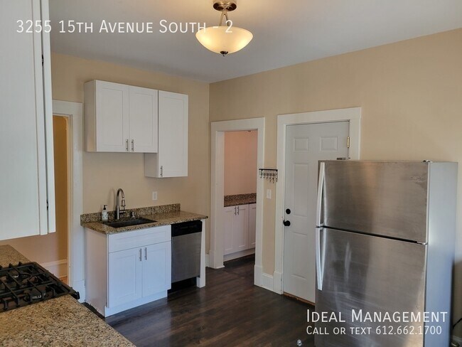 Foto del edificio - 3255 15th Ave S