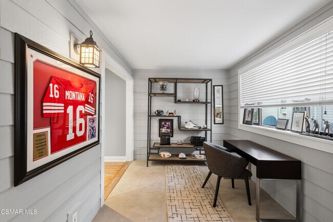 Building Photo - 1224 S Westlake Blvd