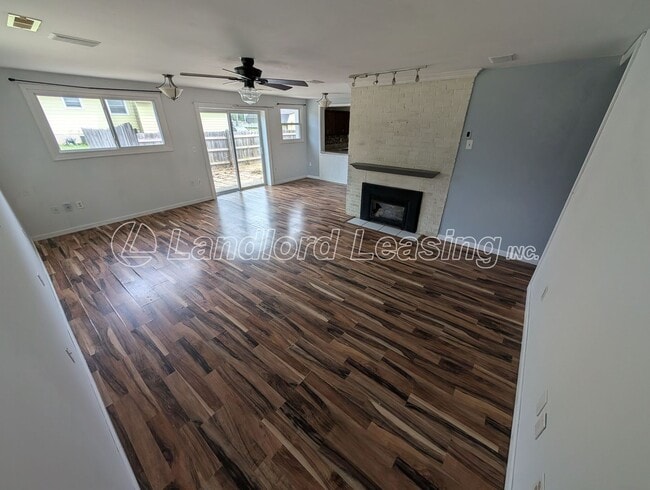 Building Photo - Charming 3-Bedroom Corner Lot Home in Shef...