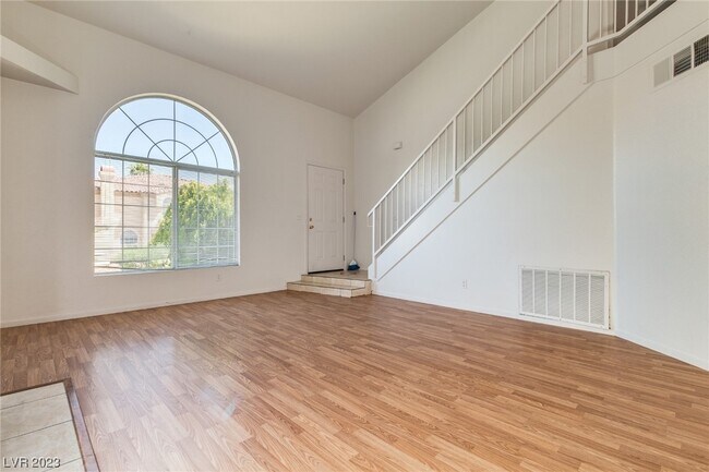 Foto del edificio - 7713 Allerton Ave